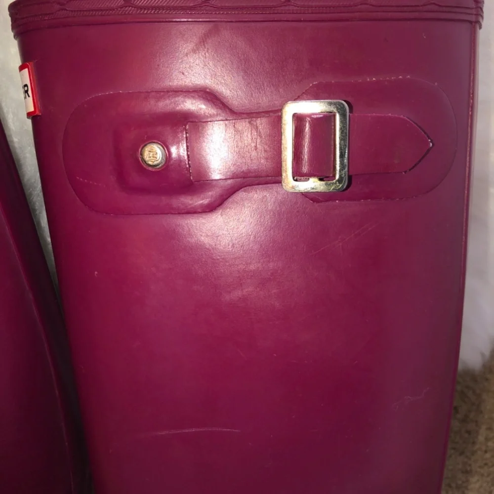 Tall Hunter Rain Boots, Size 9, Raspberry - Picture 13 of 13